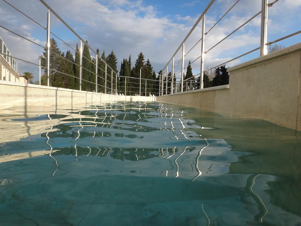 Отель Terme Di Venturina Вентурина Экстерьер фото